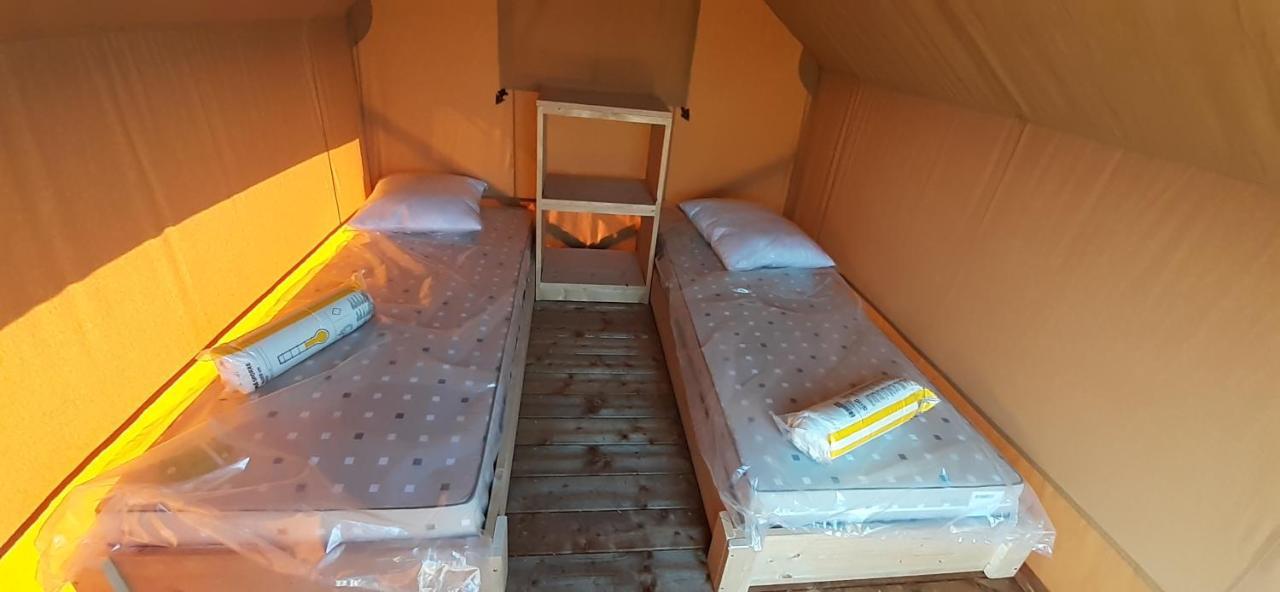 Tente Cabane Du Camping Hautoreille バンヌ エクステリア 写真